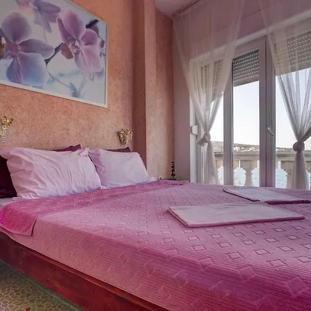 Apartament Vila Gloria *